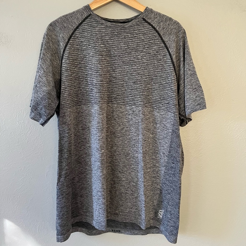 SECONDSKIN Dri-Fit Training Tee - XL - Gray